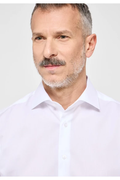 Eterna férfi SLIM FIT rövid ujjú, vasalásmentes poplin ing kent gallérral