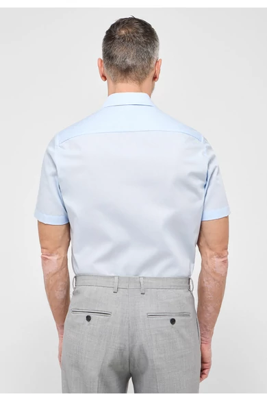 Eterna férfi SLIM FIT rövid ujjú, vasalásmentes poplin ing kent gallérral